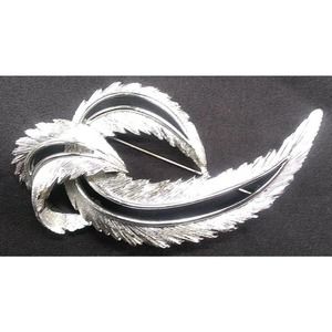 Vintage Sarah Coventry Signed Brooch Pin Silver Tone Feather Leaf Swirl 3"